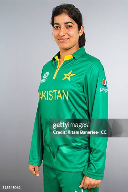 Alli Riaz 368 Aliya Riaz Stock Photos, High-Res Pictures, and Images - Getty Images