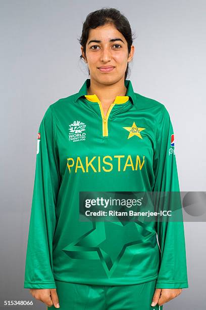 Alli Riaz 491 Aliya Riaz Stock Photos, High-Res Pictures, and Images - Getty Images