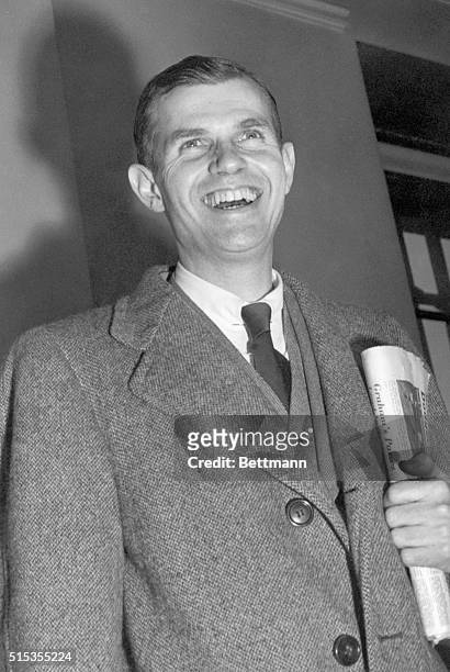 Hiss-Chambers Spy trial Continues. Our photo shows Alger Hiss arriving at the Federal Court Building in New York City. Ca. 1940s-50s.