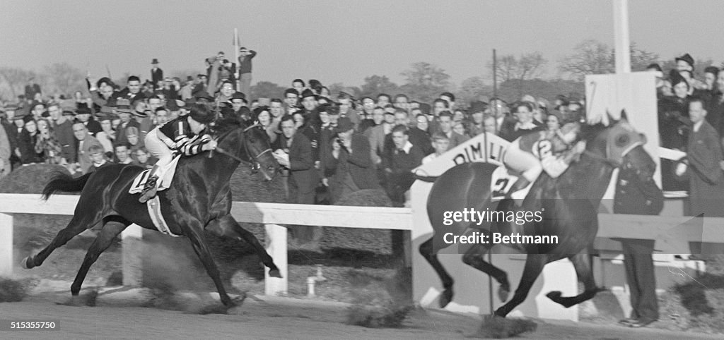 Seabiscuit Beats War Admiral at Pimlico