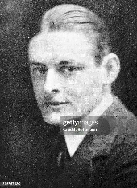 Eliot R 413 Ts Eliot Stock Photos, High-Res Pictures, and Images - Getty Images