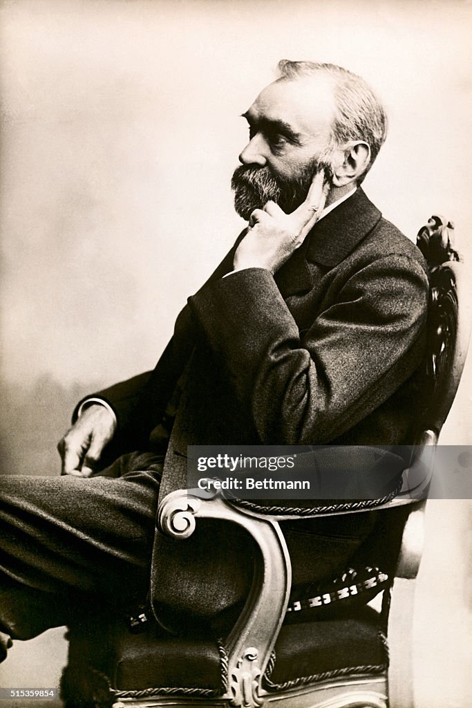 Alfred Bernhard Nobel