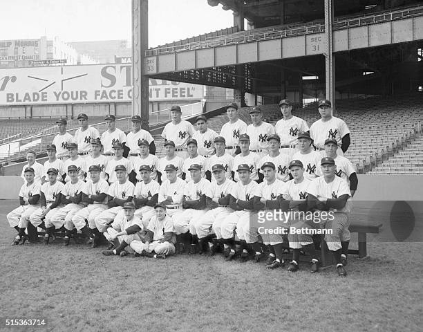 New York: League Leaders. The New York Yankees baseball team, now leading in the American League, poses for a team picture at Yankee Stadium, Sept....