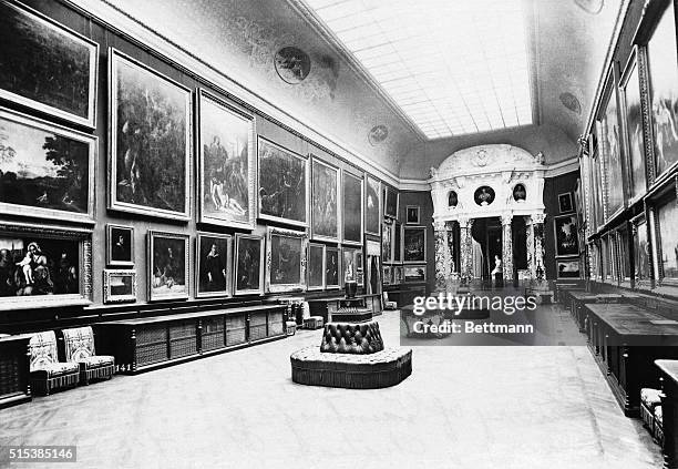 Gallery of painting, Chateau Chantilly, France.