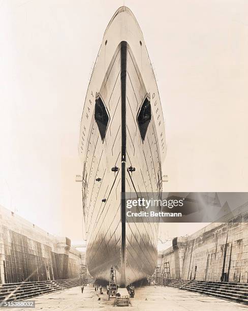 The knife-like bow of the majestic transatlantic luxury liner Queen Mary, which had her maiden voyage in 1934 and was retired in 1967, seen in...