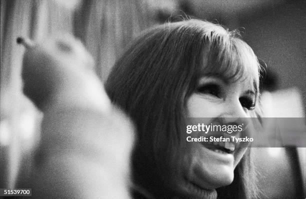 British actress Jennie Linden on the set of 'Women in Love', a film adaptation of the D H Lawrence novel, directed by Ken Russell, November 1968.