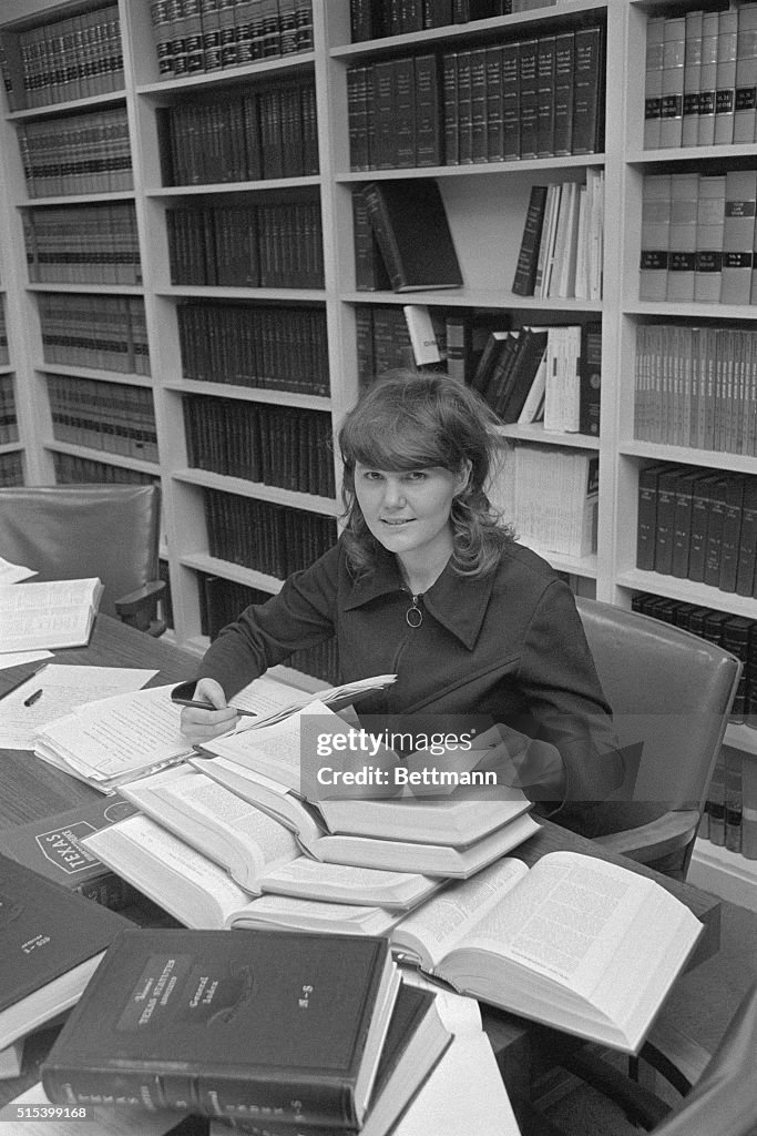 Lawyers Conducting Research