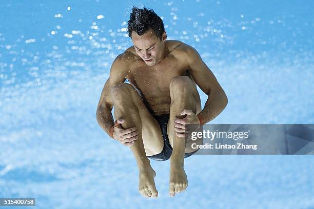 Thomas Daley of Great Britain compete in the Men's 10m Synchro Final during day three of the FINA/NVC Diving World Series 2016 Beijing Station at the...