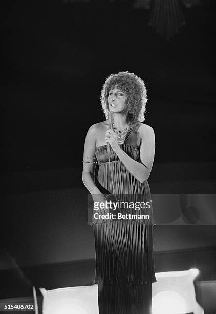 At the 1977 Academy Awards in Hollywood, singer Barbra Streisand sings the Oscar-winning song, Evergreen.