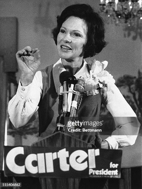 Michigan- Rosalynn Carter, without mentioning President Ford's meeting with reporters earlier, said that Ford's lack of news conferences this year is...