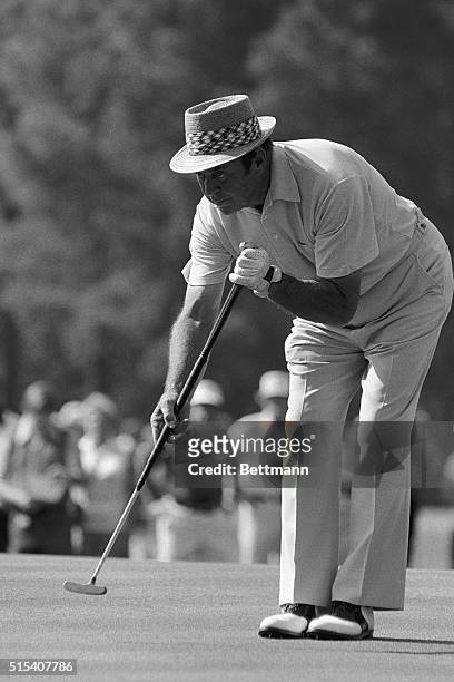 Sam Snead's birdie attempt in the second round of the Masters affords an excellent study of his unique putting style. Snead, who played 7-over-par...