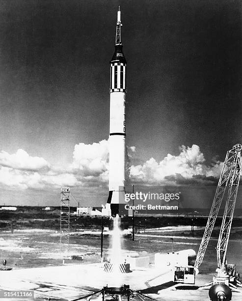 Early American Rockets Redstone Rocket Photos and Premium High Res Pictures - Getty Images
