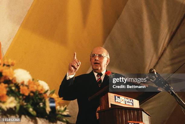 South Africa: Pieter Willem Botha, Prime Minister of South Africa, standing at a podium during a press conference. He is pointing with his index...