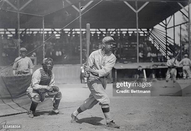 After ten years with the Chicago White Sox, Eddie Collins, veteran second baseman, will again play with the team he made his debut in baseball back...