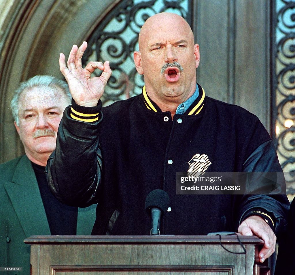 Minnesota state governor Jesse Ventura announces at a news conference