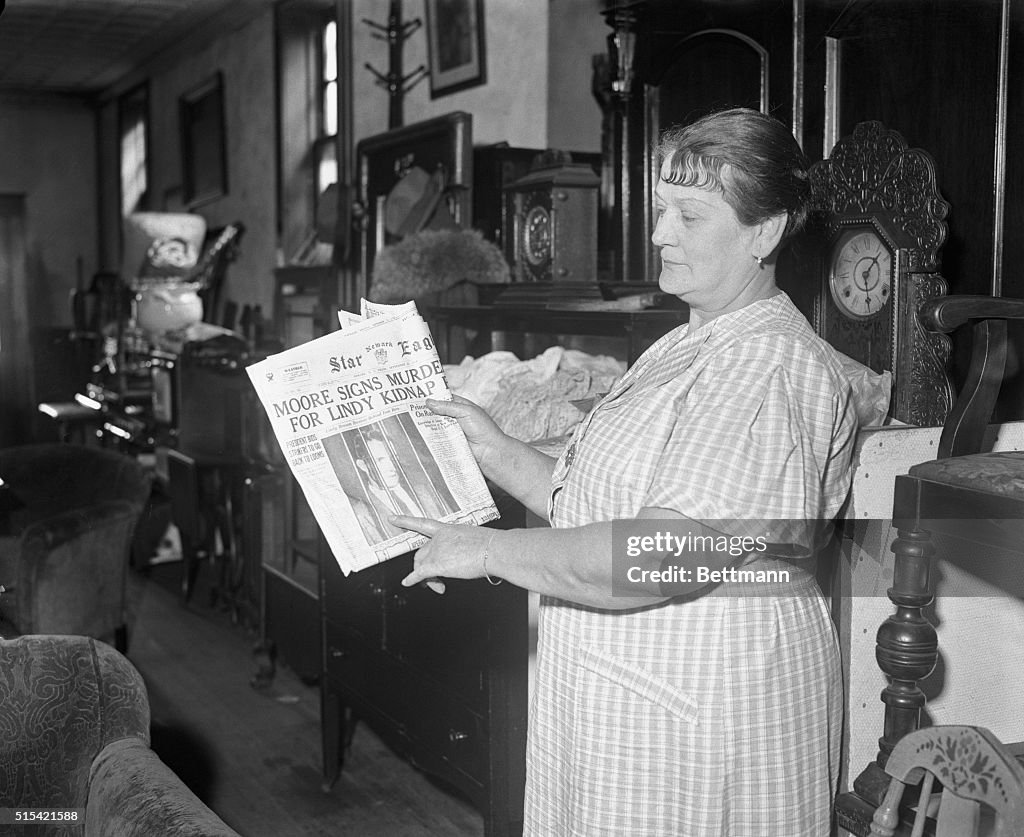 Lindbergh Trial Witness with Newspaper