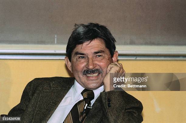 Professor Henry Taub during a press conference held at Stanford University after winning Nobel Prize in Chemistry.