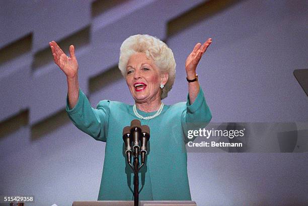 Atlanta: Ann Richards, Texas state treasurer, covers the keynote address at the opening session of the Democratic National Convention 7/18.