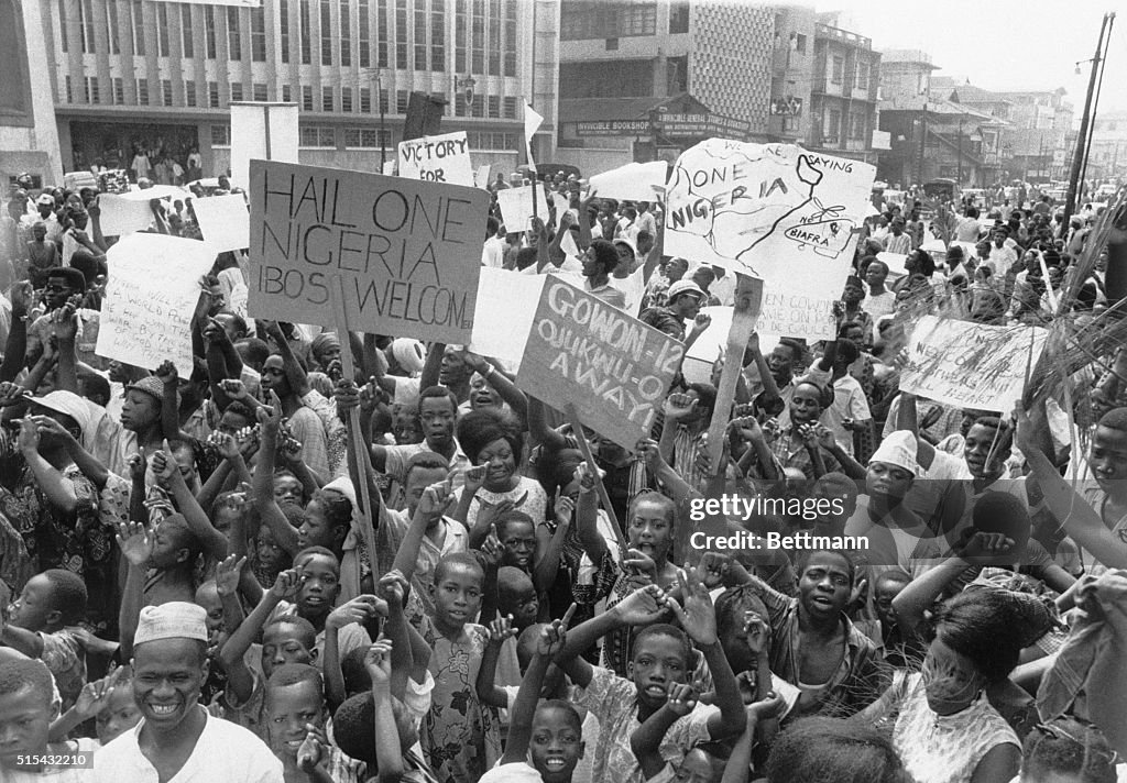 Crowds Celebrate Cease Fire