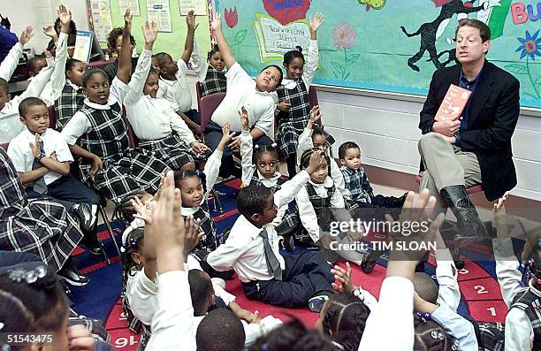 Vice President Al Gore reads "Green Eggs and Ham" by Dr. Seuss to students at Francis Scott Key Elementary School commemorating "Read Across America...