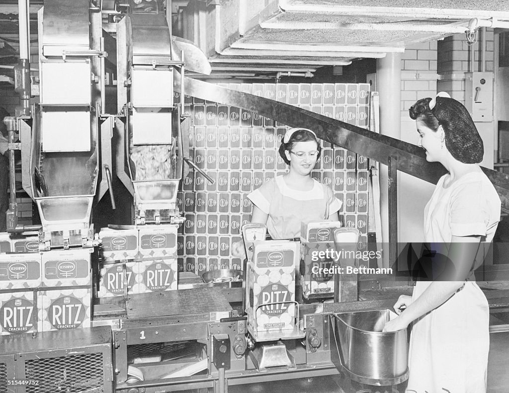 Filling Ritz Boxes At Nabisco Bakery