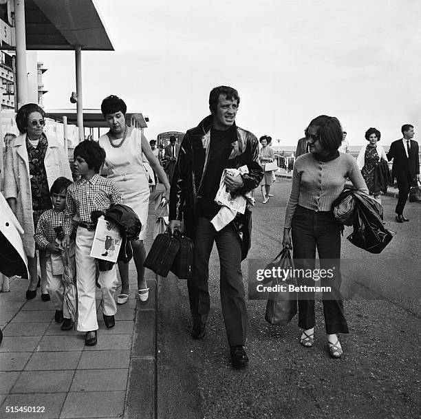 Nice, France-: French actor Jean-Paul Belmondo at Nice Airport with his children Patricia Florence and Paul to begin a vacation stay at this resort.