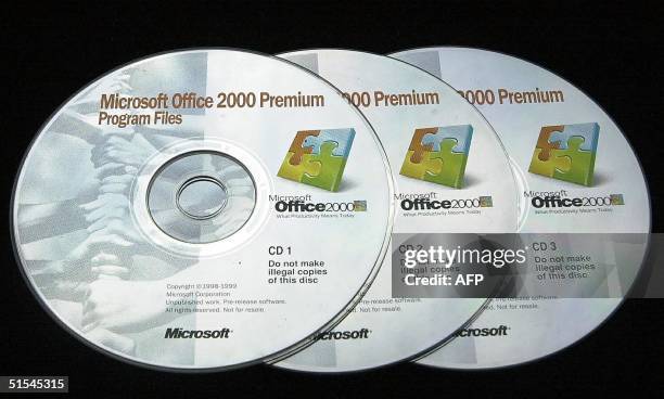 Microsoft Project 2000 Eng Cd R 809 Microsoft 2000 Stock Photos, High-Res Pictures, and Images - Getty ...