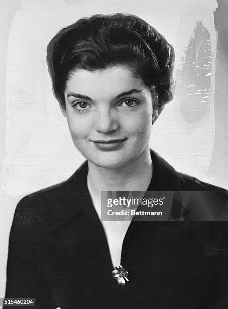 New York: Jacqueline Bouvier photo, who became America's First Lady when married to John F. Kennedy, and tobacco heiress Doris Duke made their debuts...