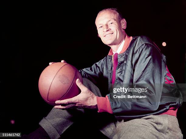 41 Joe Lapchick Photos & High Res Pictures Getty Images