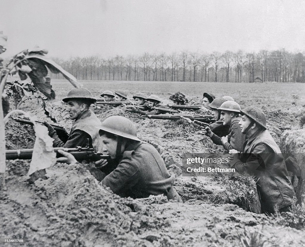 British Soldiers Fighting in Trenches