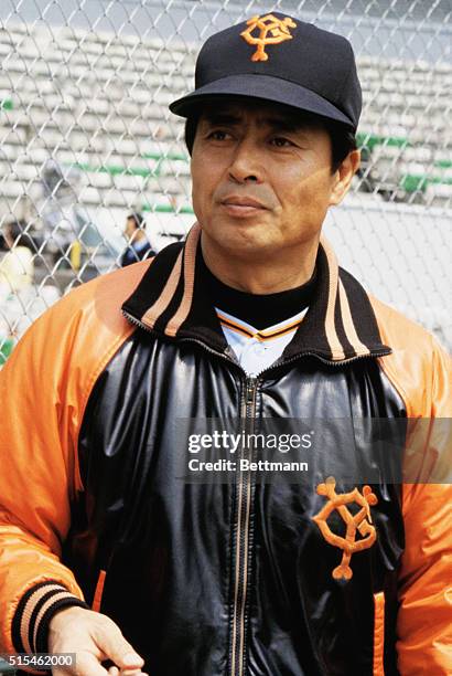 New Tokyo Giants manager Sadaharu Oh gestures to explain difference in U.S. And Japanese baseball technics in interview with UPI at Korakuen...