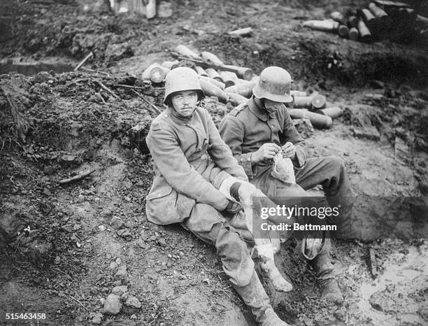 Wwii Injuries 60,512 Wounded Soldier Stock Photos, High-Res Pictures, and Images ...