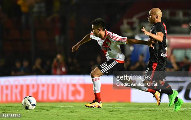 Gonzalo Martinez of River Plate fights for the ball with Clemente Rodriguez of Colon during a match between Colon and River Plate as part of Torneo...
