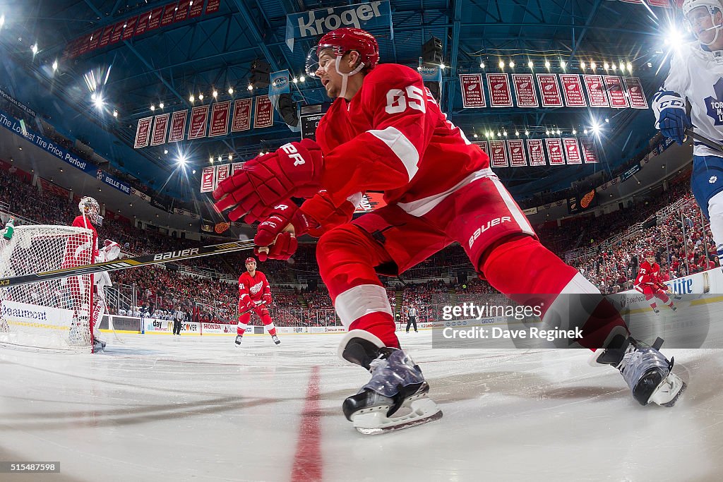 Toronto Maple Leafs v Detroit Red Wings