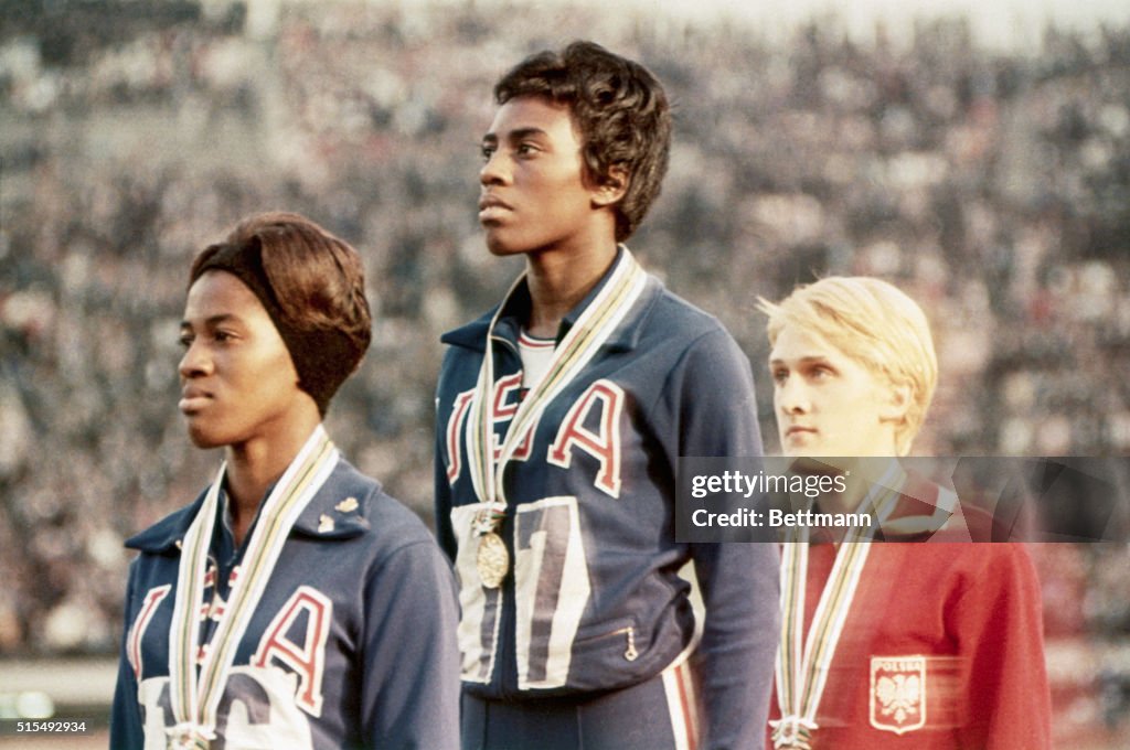 Winners of Women's 100 Meter Run in Olympics