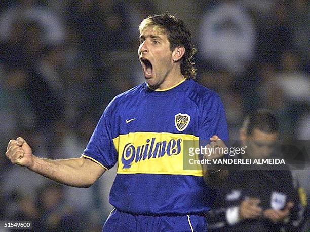 Martin Palermo of Argentine soccer team Boca Juniors celebrates the team's victory over Brazil's Palmeiras 21 June, 2000 in Sao Paulo, Brazil. Martin...
