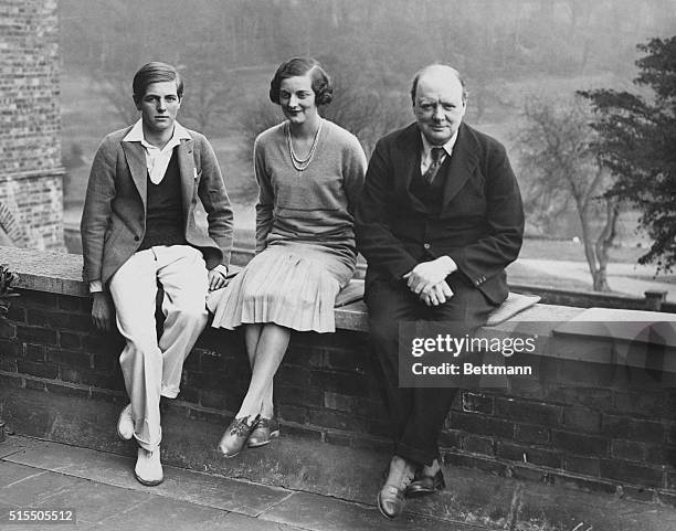 Winston Churchill , with his son Randolph and his daughter Diana, 1929.