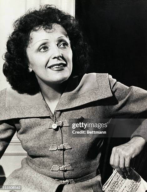 Edith Piaf , French chanteuse.