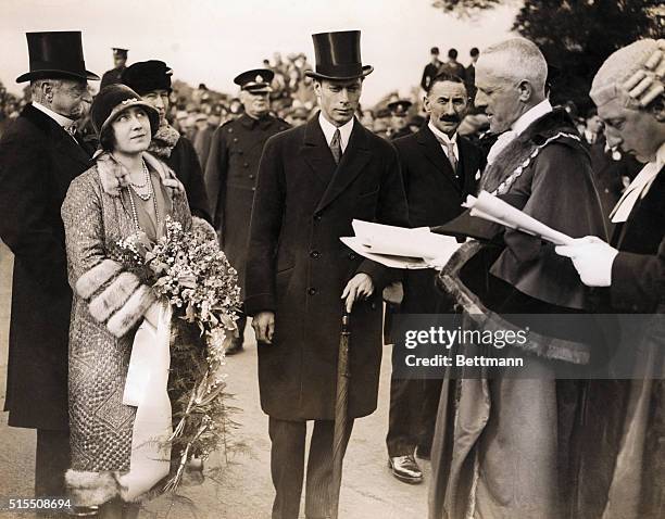 England: Duke And Duchess Of York At ILford. The Duke and Duchess of York with the New charter Mayor, Sir Frederick Wise, and Lord Lambourne.