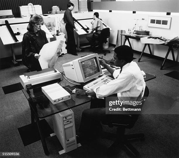 Computer Aus 1987 94 80s Ibm Computer Stock Photos, High-Res Pictures, and Images - Getty ...