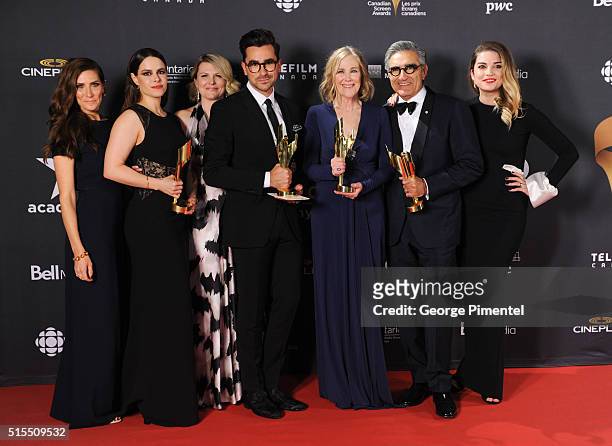 Sarah Levy, Emily Hampshire, Jennifer Robertson, Daniel Levy, Catherine O'Hara, Eugene Levy and Annie Murphy pose in the press room at the 2016...