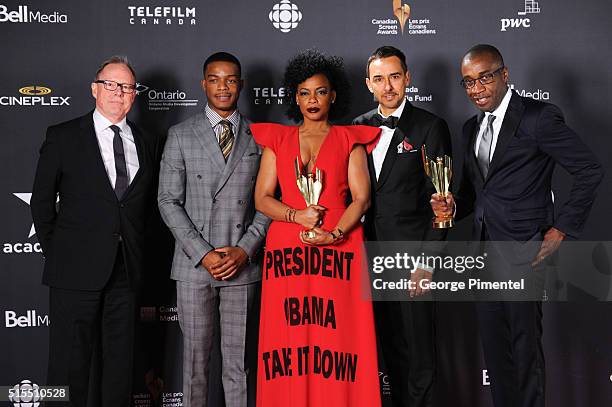 Bill Niven, Stephan James, Aunjanue Ellis, Damon D'Oliveira and Clement Virgo poses in the press room at the 2016 Canadian Screen Awards at the Sony...