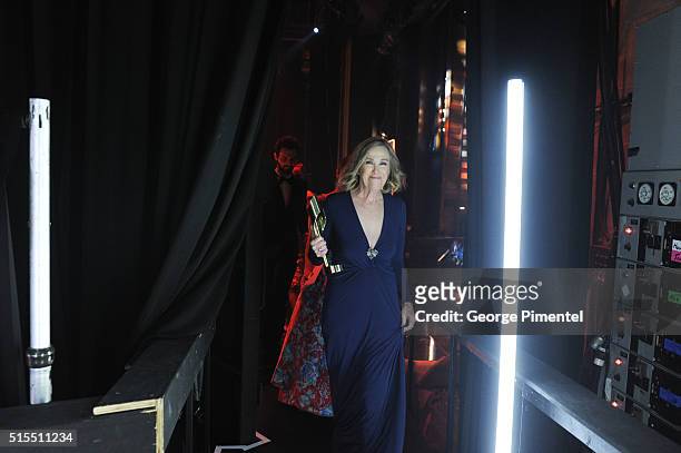 Catherine O'Hara poses backstage at the 2016 Canadian Screen Awards at the Sony Centre for the Performing Arts on March 13, 2016 in Toronto, Canada.