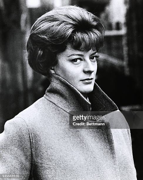 Actress Maggie Smith poses for the photographer.