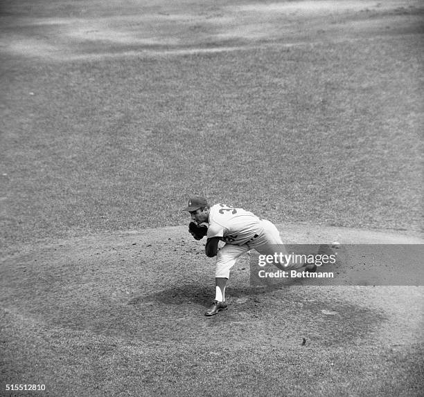 Sandy Koufax of Los Angeles Dodgers notching win against the New York Mets at the Polo Grounds