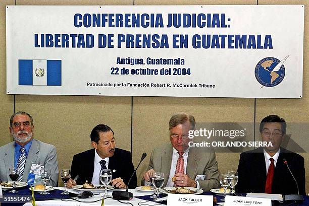 Sergio Munoz, from Los Angeles Times, Rodolfo de Leon Molina, President of the Supreme Court of Justice of Guatemala, Jack Fuller, from the Tribune...