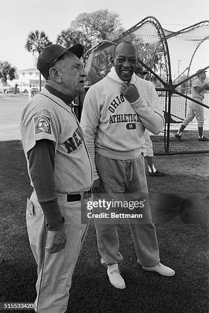 Casey Stengel and Jesse Owens, former track star, at Mets spring training camp.
