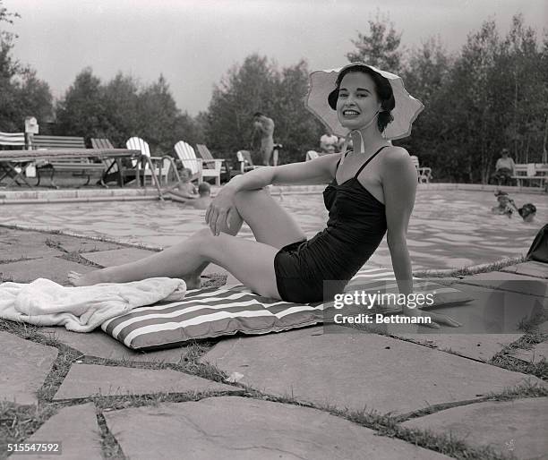 Gloria Vanderbilt Stokowski, who scored a success in her first stage appearance last week at the Pocono Playhouse, is shown during her hours of...