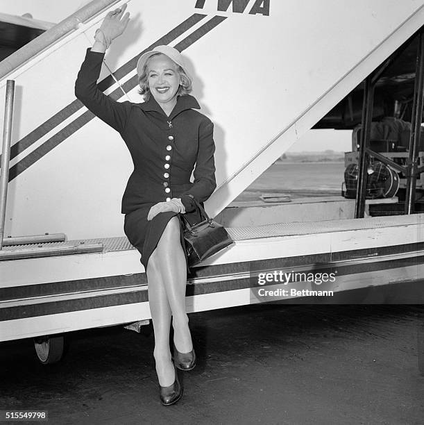 Hildegard Knef, German actress, is shown as she arrived at Idlewild Airport today from London. She is here to begin rehearsals of the new musicals,...