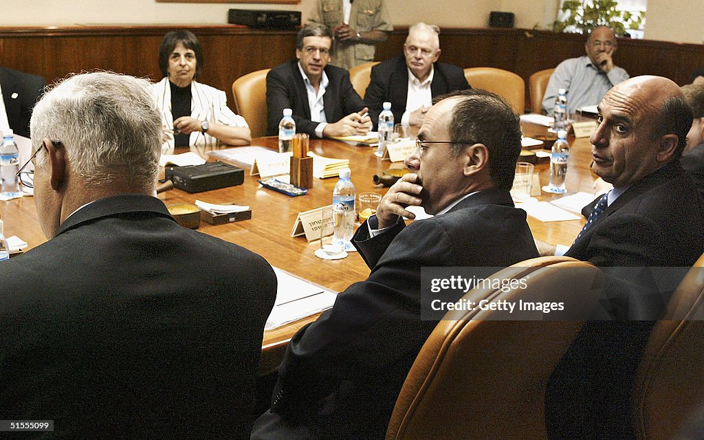 Ariel Sharon Attend The Weekly Cabinet Meeting